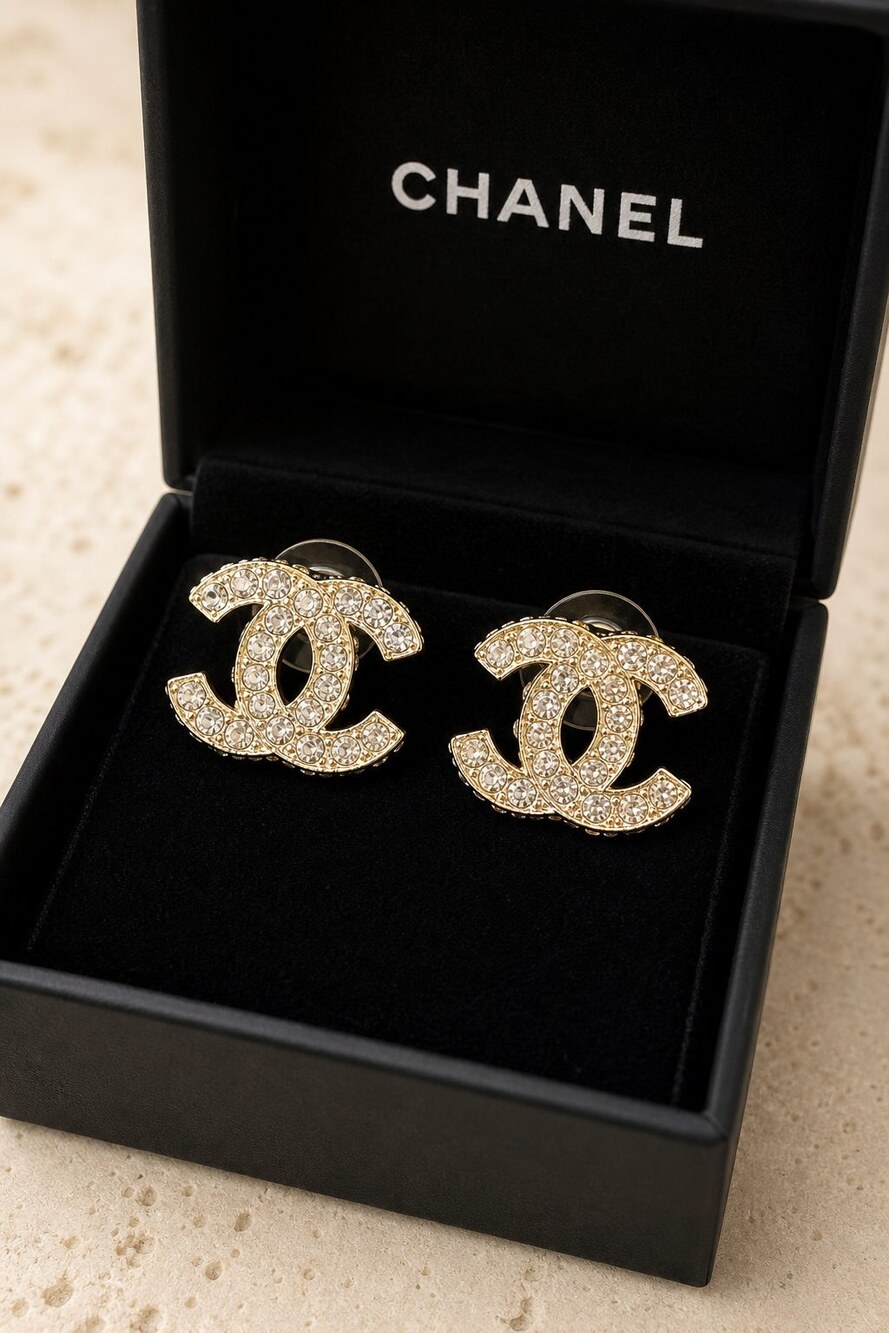 CHANEL Classic Parisian Earrings Style 25 | New with Box - Picture 4 of 9